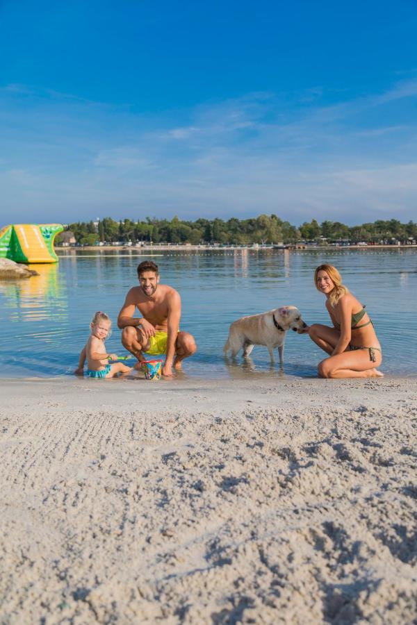Apartman Basta Lägenhet Poreč Exteriör bild